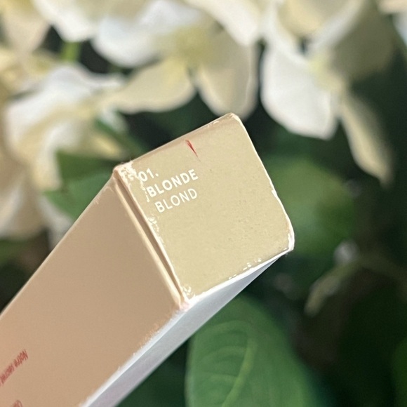 ONE/SIZE BROWKIKI • MICRO BROW DEFINING PENCIL • VARIOUS COLORS AVAILABLE - Picture 11 of 13